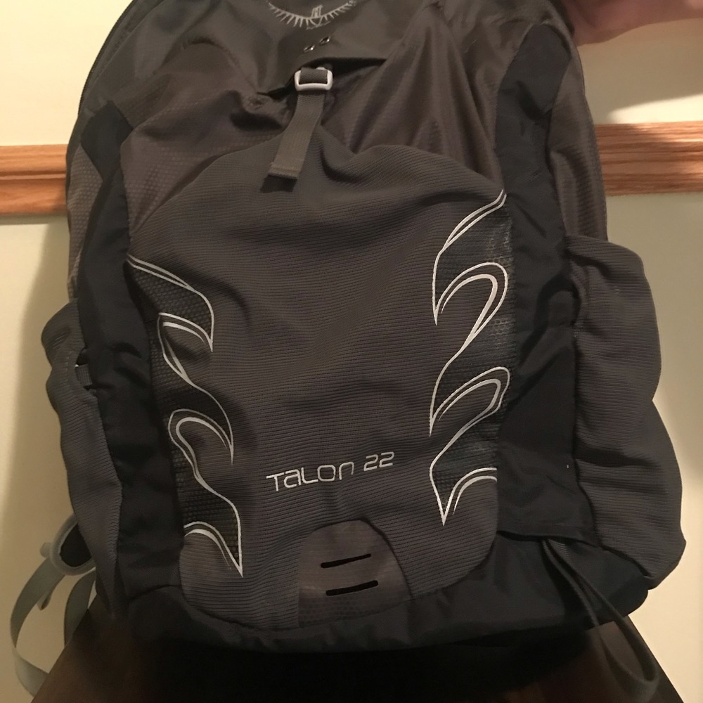 Osprey Talon 22